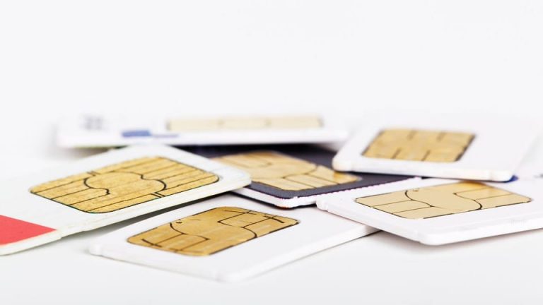 Que sont les cartes SIM tout opérateur ?